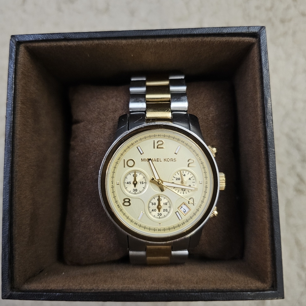 Michael Kors Chronograph Watch